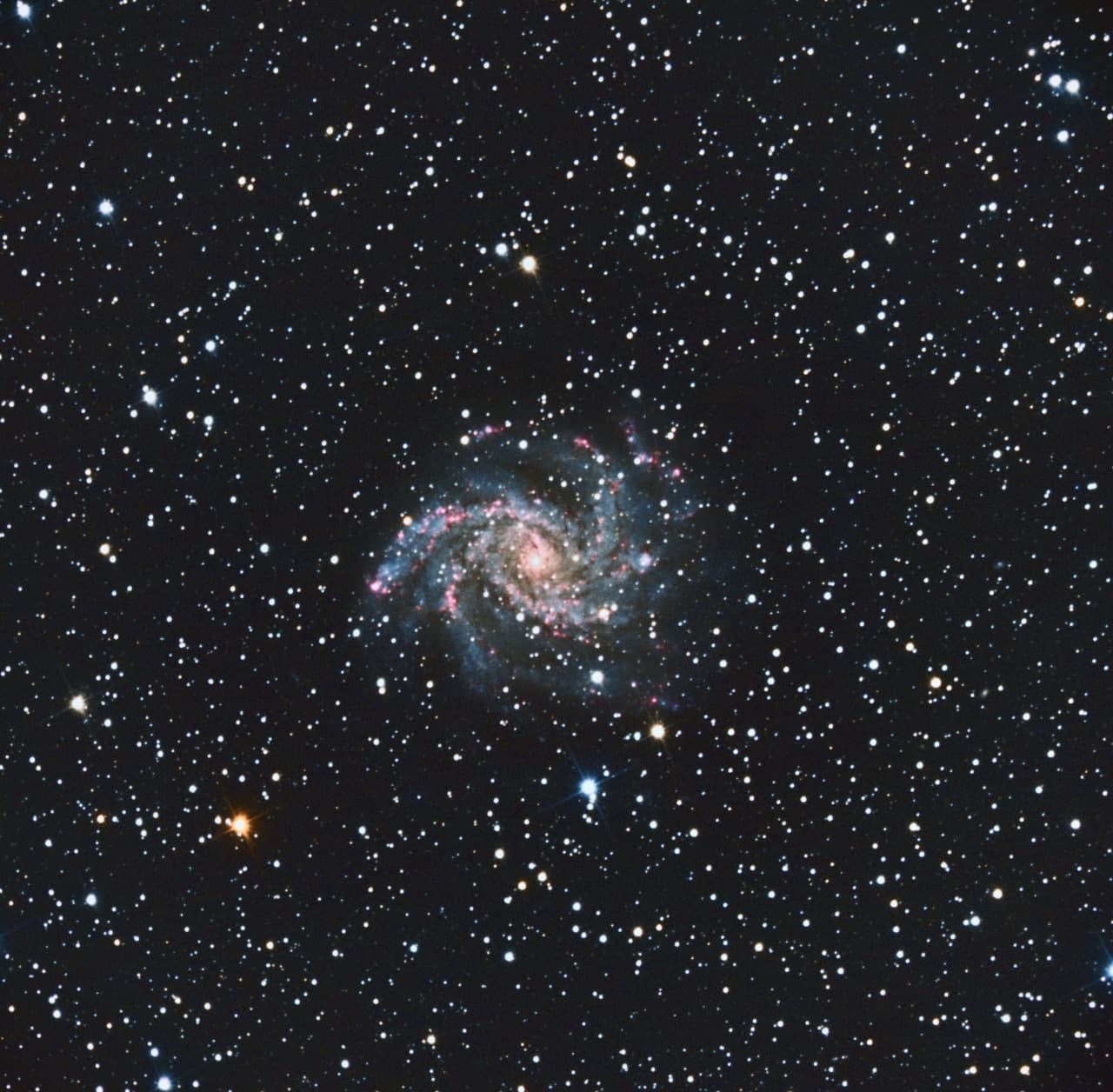 Галактика "Фейерверк" (NGC 6946) Фотография объекта