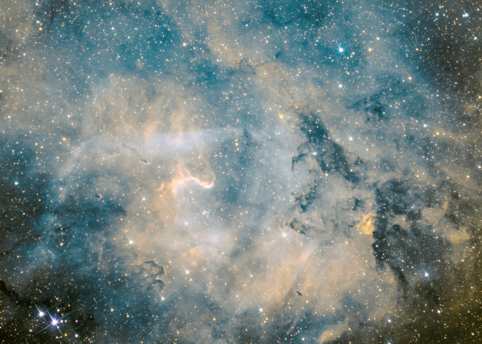 Туманность Льва (Sh2-132) Фотография объекта